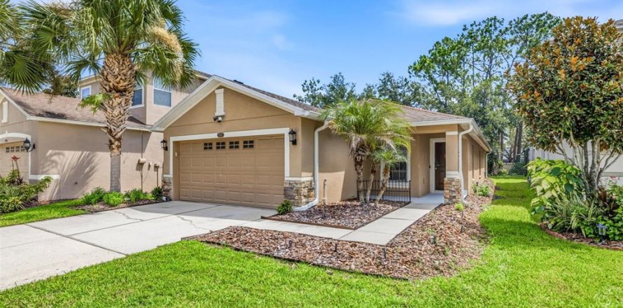 Casa en Tampa, Florida 4 dormitorios, 137.96 m2 № 2259549