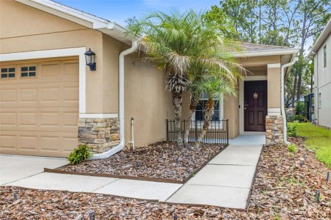 Casa en venta en Tampa, Florida, 4 dormitorios, 137.96 m2 № 2259549 - foto 3