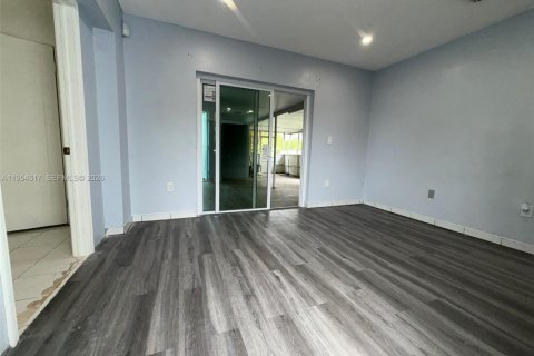 Купить виллу или дом в Майами, Флорида 5 спален, 174.38м2, № 2009889 - фото 13