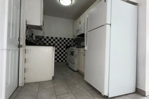 Купить виллу или дом в Майами, Флорида 5 спален, 174.38м2, № 2009889 - фото 7