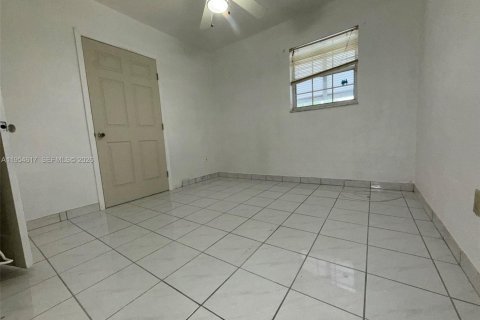 Купить виллу или дом в Майами, Флорида 5 спален, 174.38м2, № 2009889 - фото 5