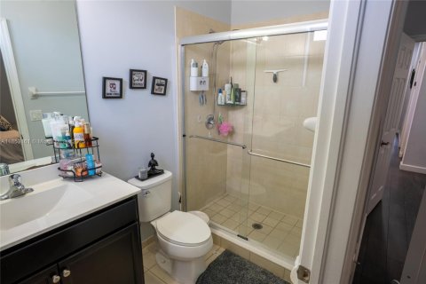 Townhouse in Homestead, Florida 3 bedrooms, 141.58 sq.m. № 1871685 - photo 21