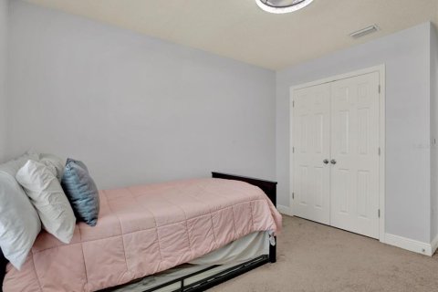 House in Lutz, Florida 4 bedrooms, 209.4 sq.m. № 2395887 - photo 30