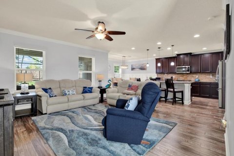 House in Lutz, Florida 4 bedrooms, 209.4 sq.m. № 2395887 - photo 8