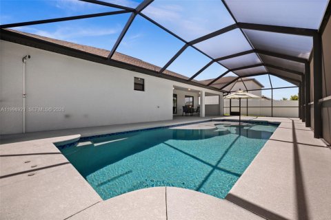 Casa en venta en Cape Coral, Florida, 4 dormitorios, 159.61 m2 № 2071294 - foto 29
