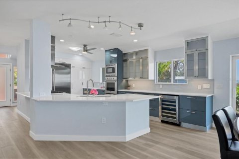 Купить виллу или дом в Сарасота, Флорида 14 комнат, 279.82м2, № 1659418 - фото 13