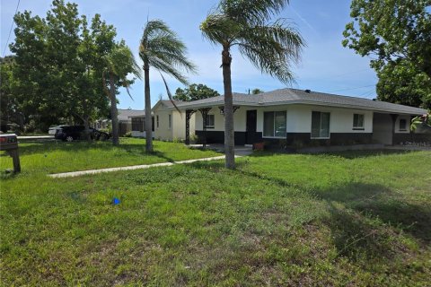 Снять в аренду квартиру в Галфпорта, Флорида 4 комнаты, 77.29м2, № 1786416 - фото 1