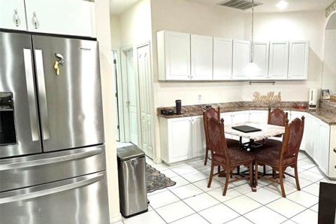 House in Wesley Chapel, Florida 4 bedrooms, 161.93 sq.m. № 2225778 - photo 22