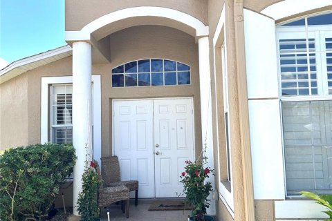 House in Wesley Chapel, Florida 4 bedrooms, 161.93 sq.m. № 2225778 - photo 3