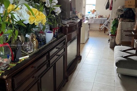 Commercial property in Fort Lauderdale, Florida 291.43 sq.m. № 1880087 - photo 25