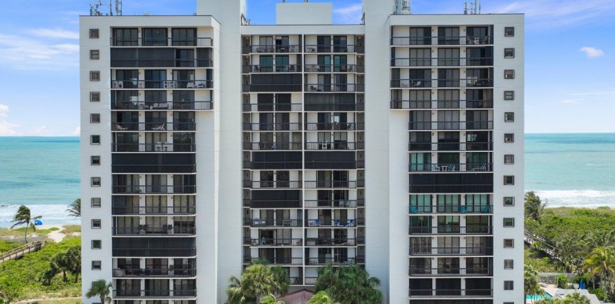 Condo in Hutchinson Island South, Florida, 3 bedrooms  № 1127694