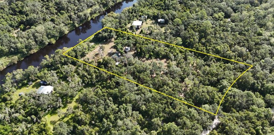 House in Arcadia, Florida 2 bedrooms, 63.82 sq.m. № 1885299
