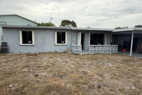 Villa ou maison à Pompano Beach, Floride 3 chambres, 135.08 m2 № 2185525