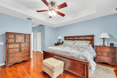 Casa en venta en Parkland, Florida, 4 dormitorios, 237.37 m2 № 1970570 - foto 11