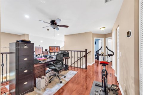 Casa en venta en Parkland, Florida, 4 dormitorios, 237.37 m2 № 1970570 - foto 12