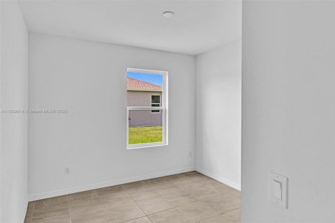 House in Port St. Lucie, Florida 4 bedrooms, 259.2 sq.m. № 1752477 - photo 16