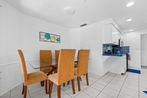 Villa ou maison à vendre à Englewood, Floride: 4 chambres, 189.33 m2 № 1901178 - photo 10