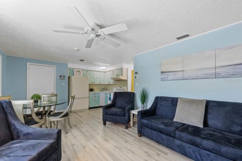 Villa ou maison à vendre à Englewood, Floride: 4 chambres, 189.33 m2 № 1901178 - photo 17