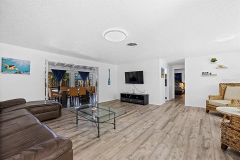 Villa ou maison à vendre à Englewood, Floride: 4 chambres, 189.33 m2 № 1901178 - photo 3
