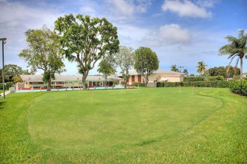 Condo in Lake Worth, Florida, 2 bedrooms № 2247701 - photo 20