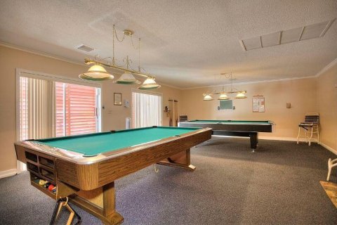 Condo in Lake Worth, Florida, 2 bedrooms № 2247701 - photo 19