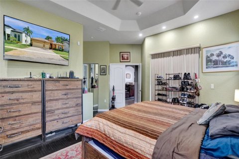 House in Miramar, Florida 4 bedrooms, 244.7 sq.m. № 1891682 - photo 28