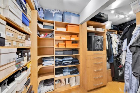 Copropriété à vendre à Bal Harbour, Floride: 2 chambres, 182.74 m2 № 1963130 - photo 26