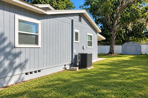 Immobilier commercial à vendre à DeLand, Floride: 4 chambres, 187.29 m2 № 2390879 - photo 4