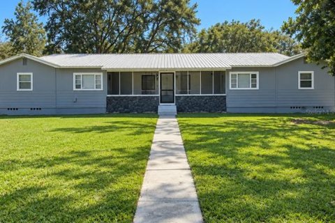 Immobilier commercial à vendre à DeLand, Floride: 4 chambres, 187.29 m2 № 2390879 - photo 8