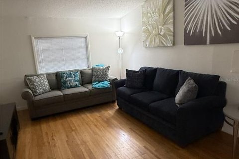 Immobilier commercial à vendre à DeLand, Floride: 4 chambres, 187.29 m2 № 2390879 - photo 9