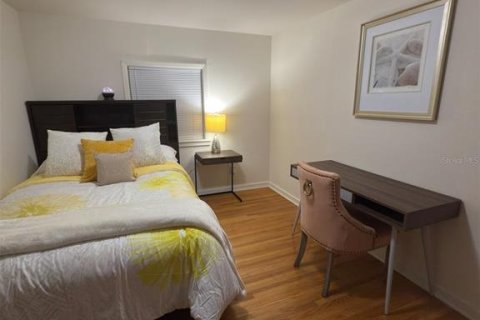 Immobilier commercial à vendre à DeLand, Floride: 4 chambres, 187.29 m2 № 2390879 - photo 13