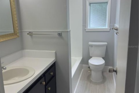 Immobilier commercial à vendre à DeLand, Floride: 4 chambres, 187.29 m2 № 2390879 - photo 25