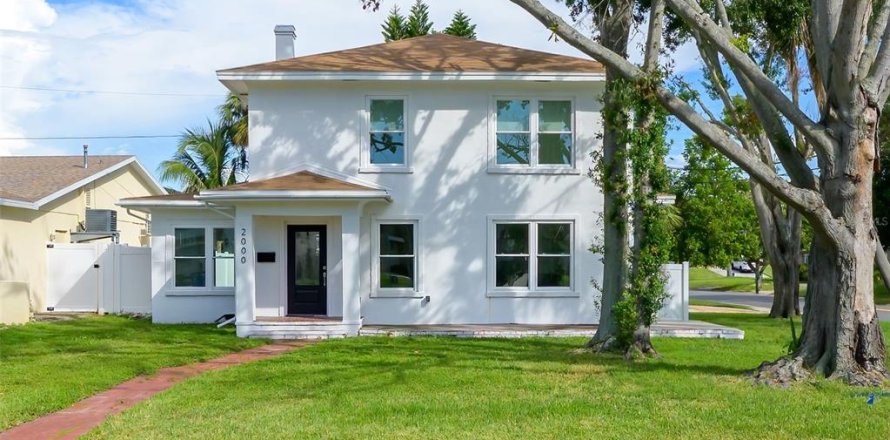 Casa en Saint Petersburg, Florida 3 dormitorios, 183.39 m2 № 1870715