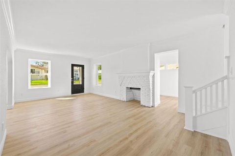Casa en alquiler en Saint Petersburg, Florida, 3 dormitorios, 183.39 m2 № 1870715 - foto 14