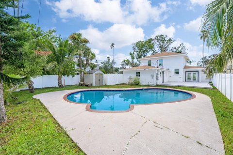 Casa en alquiler en Saint Petersburg, Florida, 3 dormitorios, 183.39 m2 № 1870715 - foto 29