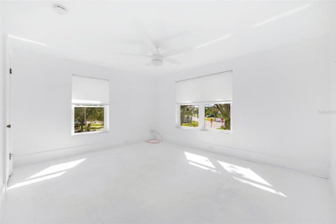 Casa en alquiler en Saint Petersburg, Florida, 3 dormitorios, 183.39 m2 № 1870715 - foto 20