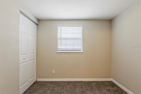 House in Tampa, Florida 3 bedrooms, 114.08 sq.m. № 1906020 - photo 15