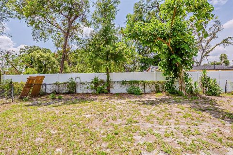 House in Tampa, Florida 3 bedrooms, 114.08 sq.m. № 1906020 - photo 20