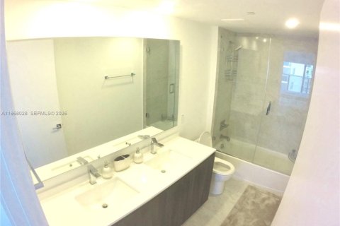 Copropriété à louer à Miami, Floride: 2 chambres, 109.44 m2 № 2029294 - photo 11