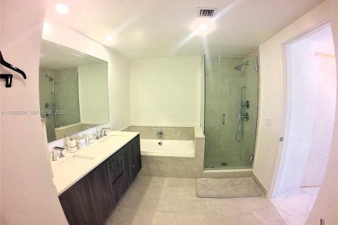 Copropriété à louer à Miami, Floride: 2 chambres, 109.44 m2 № 2029294 - photo 8