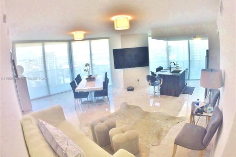 Copropriété à louer à Miami, Floride: 2 chambres, 109.44 m2 № 2029294 - photo 17