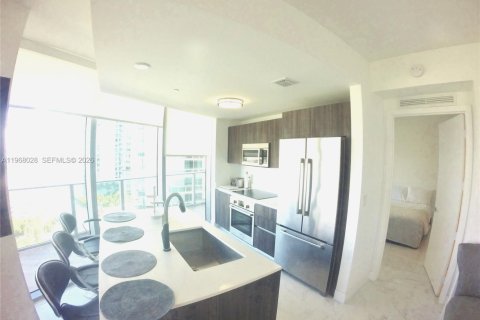 Copropriété à louer à Miami, Floride: 2 chambres, 109.44 m2 № 2029294 - photo 3