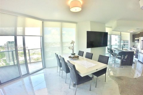 Copropriété à louer à Miami, Floride: 2 chambres, 109.44 m2 № 2029294 - photo 6