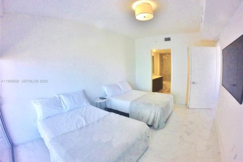 Copropriété à louer à Miami, Floride: 2 chambres, 109.44 m2 № 2029294 - photo 10