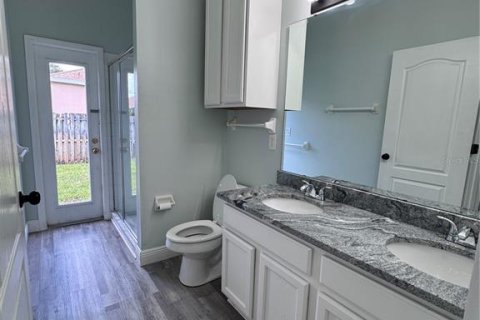 Casa en venta en Orlando, Florida, 4 dormitorios, 231.88 m2 № 1909470 - foto 21