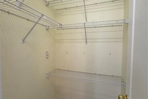 Casa en venta en Orlando, Florida, 4 dormitorios, 231.88 m2 № 1909470 - foto 26