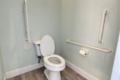 Casa en venta en Orlando, Florida, 4 dormitorios, 231.88 m2 № 1909470 - foto 16