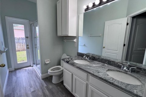 Casa en venta en Orlando, Florida, 4 dormitorios, 231.88 m2 № 1909470 - foto 20