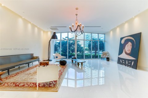 Condo in Miami, Florida, 2 bedrooms  № 2173964 - photo 21