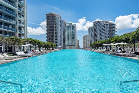 Condo in Miami, Florida, 2 bedrooms  № 2173964 - photo 27